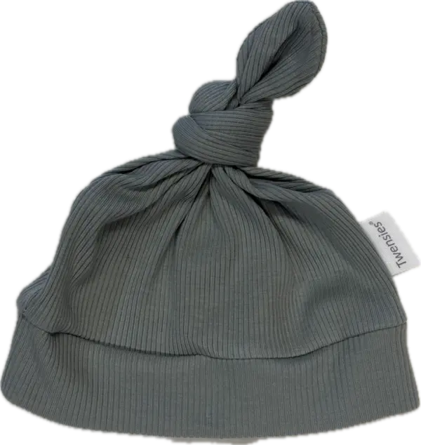 Babymutsje ijsblauw rib